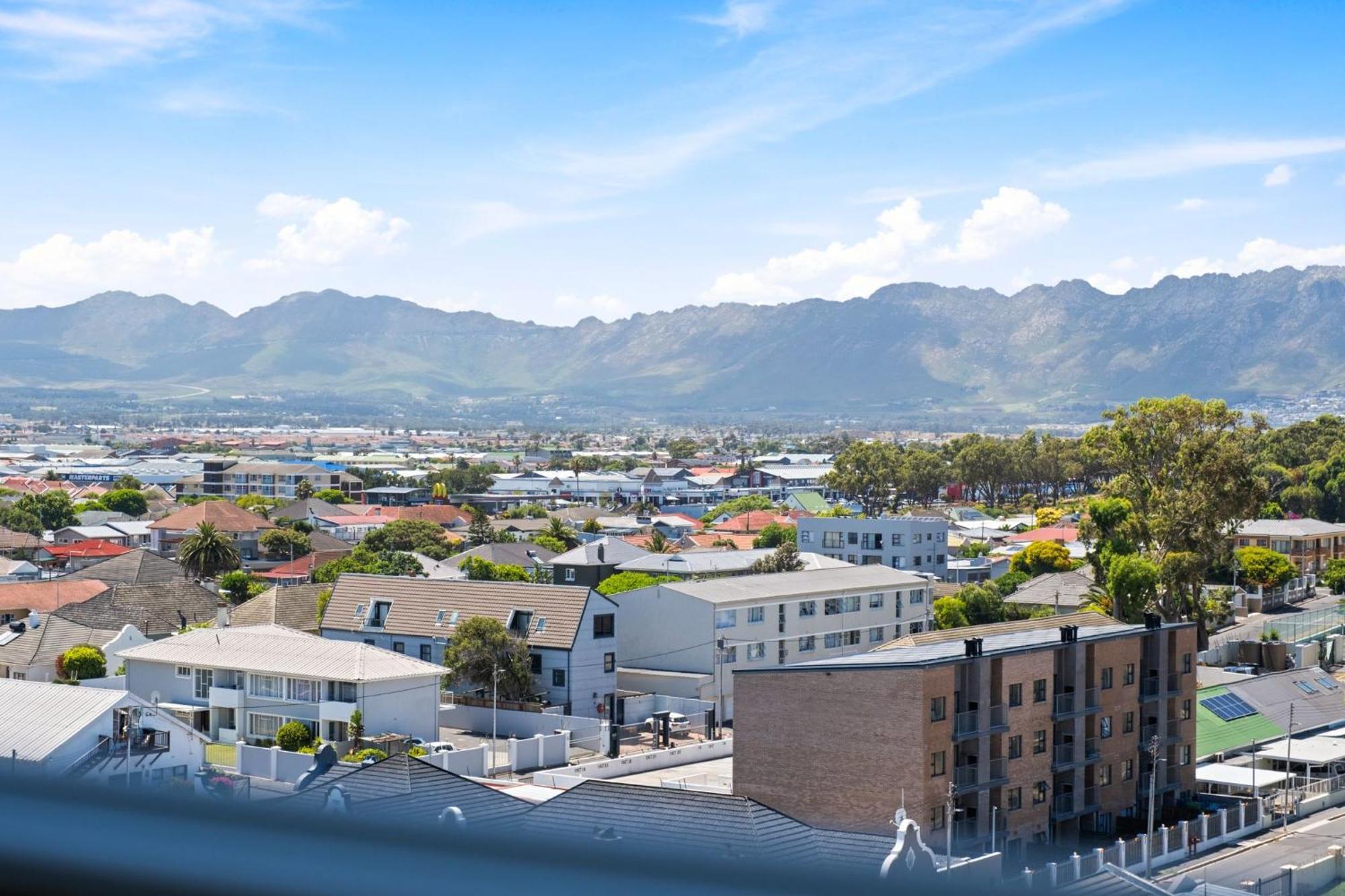 Appartement Odeon Towers 810 By Host Agents Kaapstad
