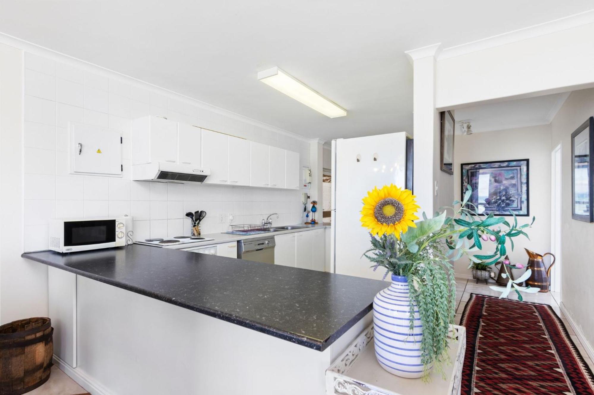 Odeon Towers 810 By Host Agents Appartement